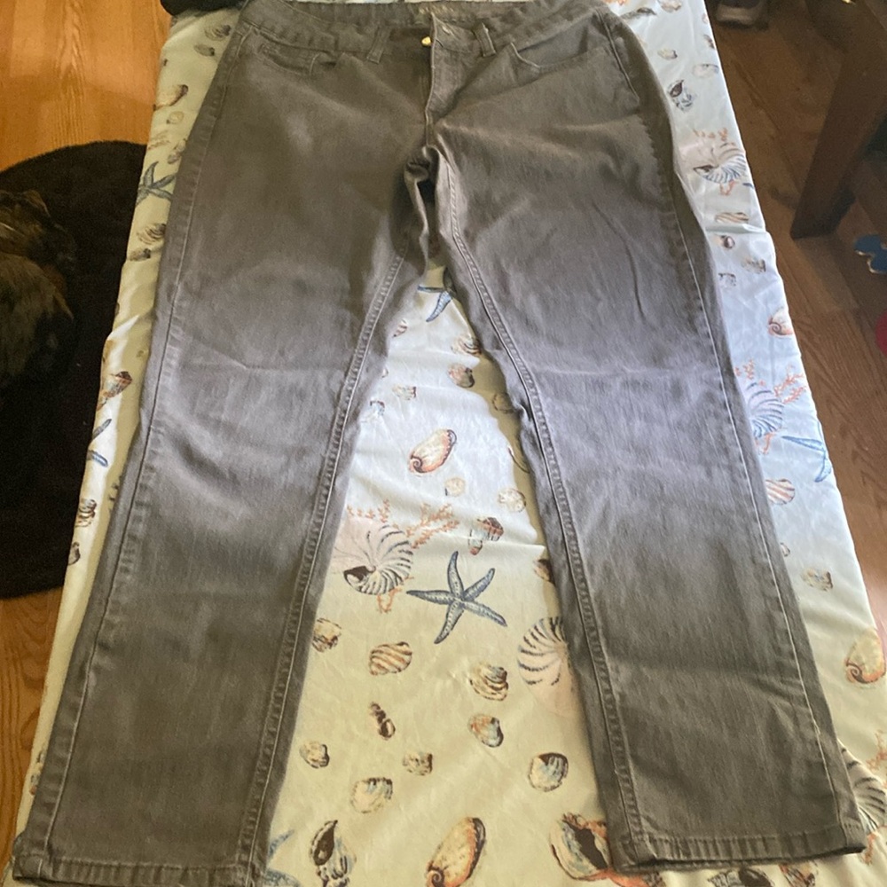 Riders by Lee grayish green soft jeans